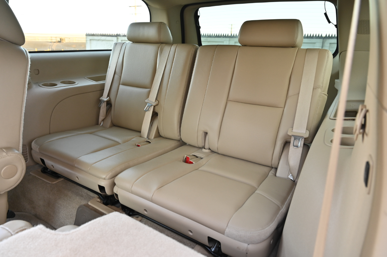 Chevrolet Suburban 1500 LTZ 2013