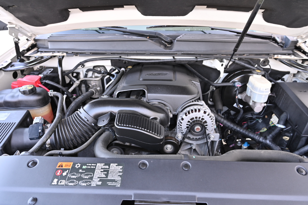 Chevrolet Suburban 1500 LTZ 2013