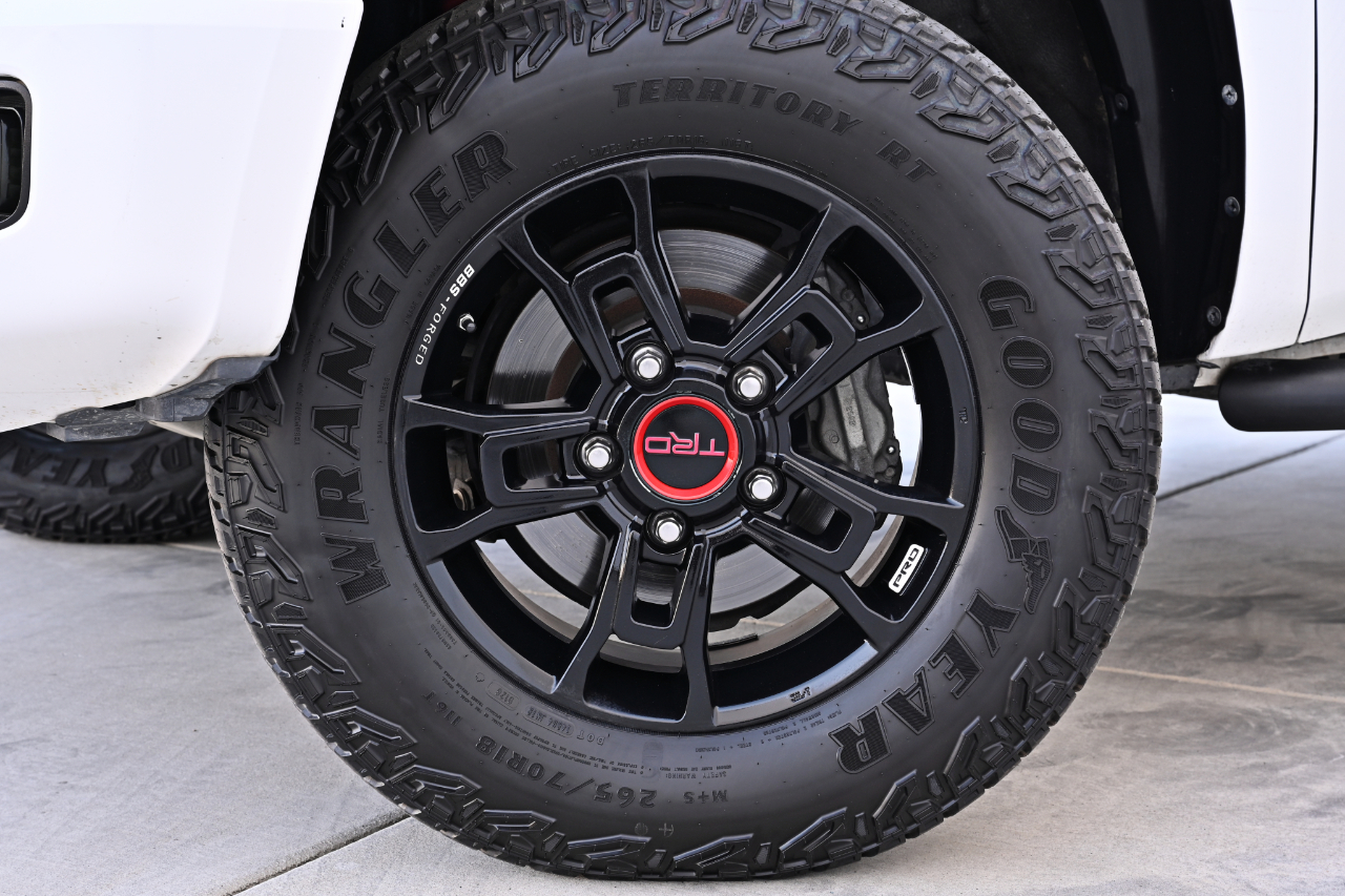 Toyota Tundra 4WD  2019