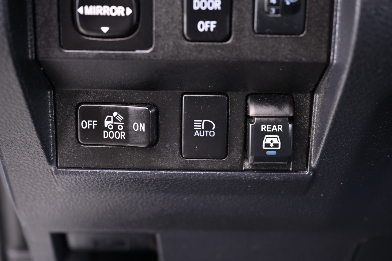 Toyota Tundra 4WD  2019