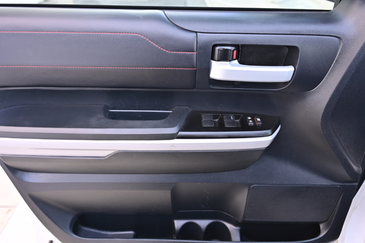 Toyota Tundra 4WD  2019