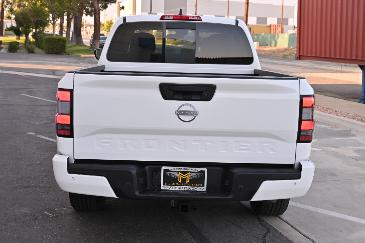 Nissan Frontier  2025