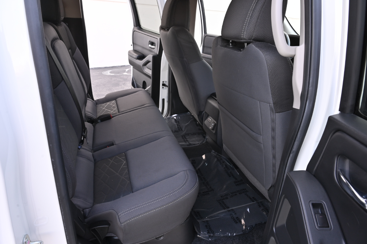 Nissan Frontier  2025