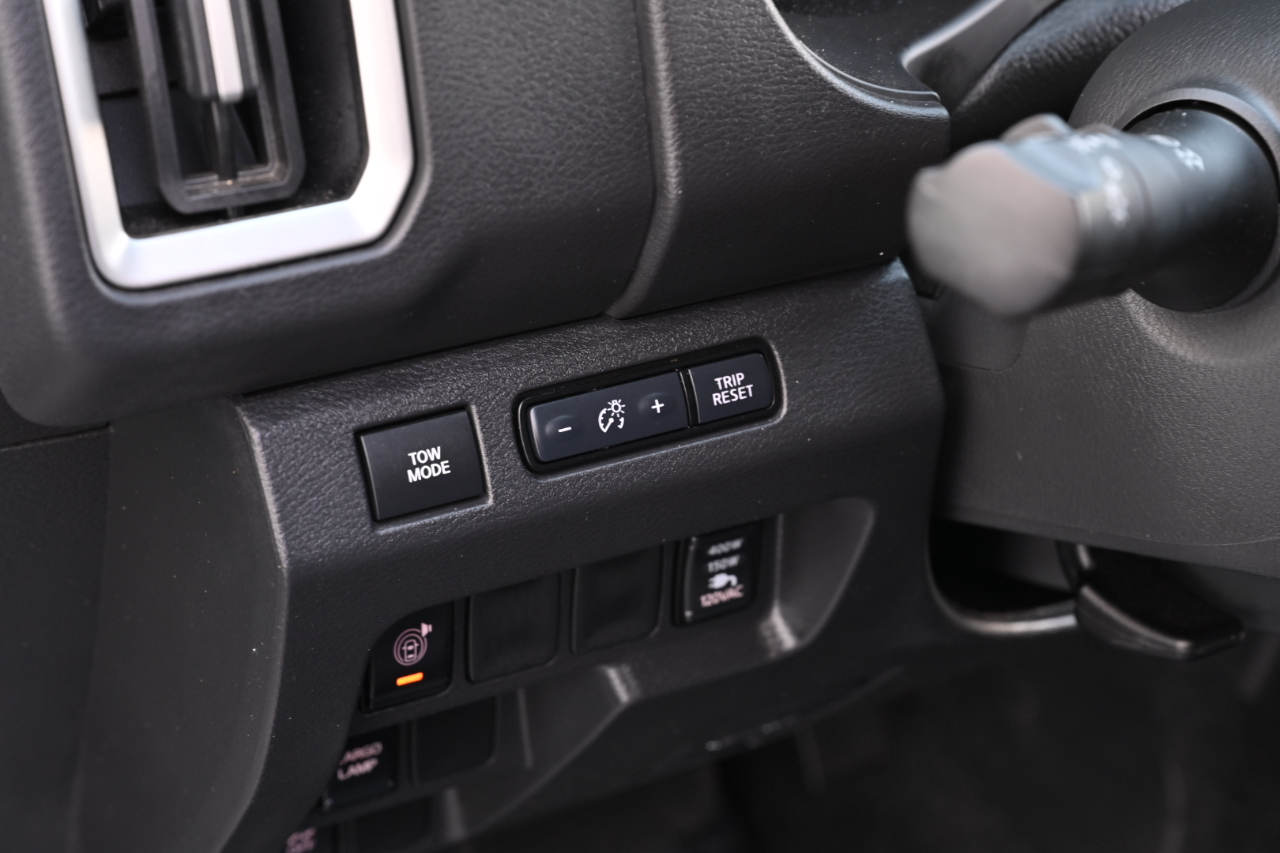 Nissan Frontier  2025