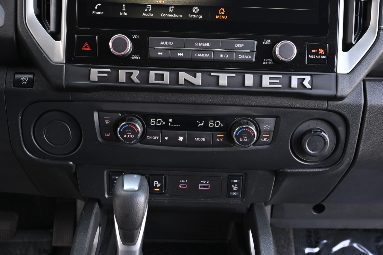 Nissan Frontier  2025