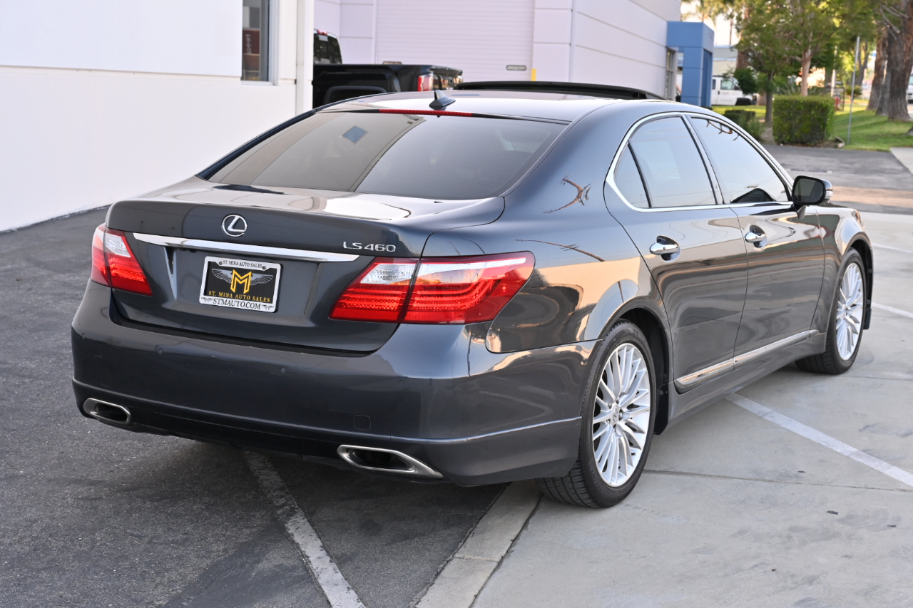 Lexus LS 460  2011