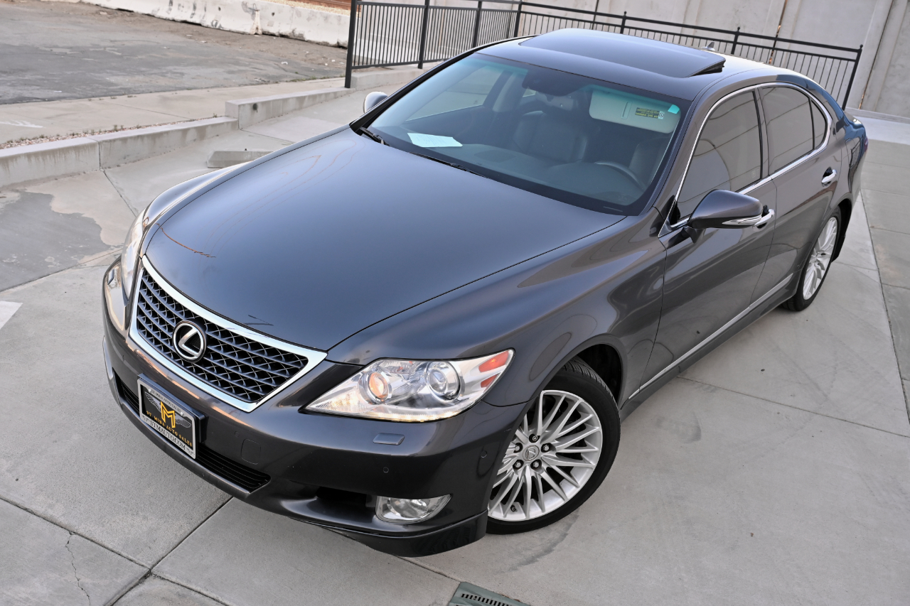 Lexus LS 460  2011