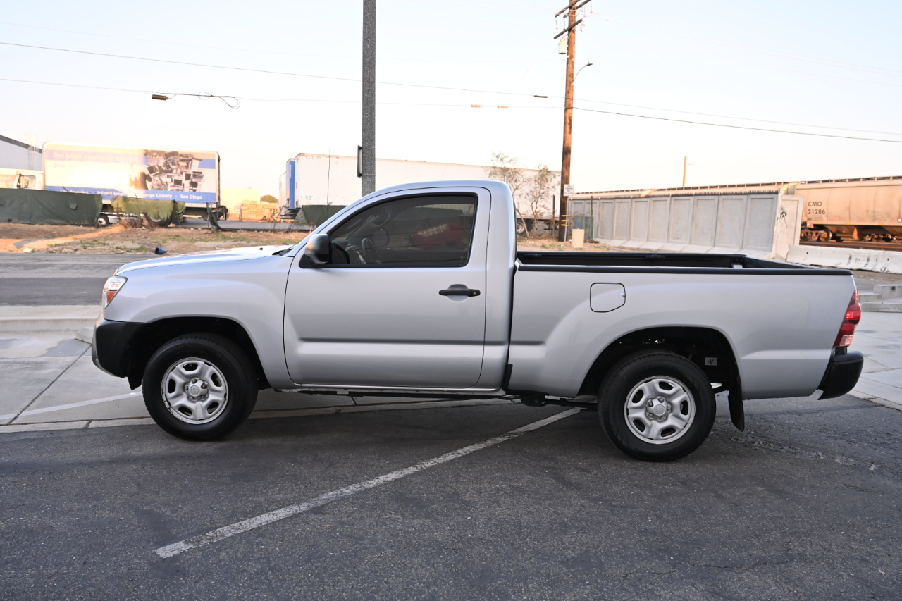 Toyota Tacoma  2013