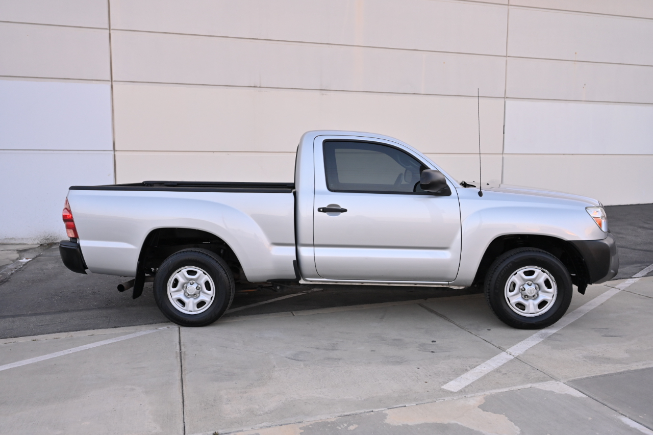 Toyota Tacoma  2013