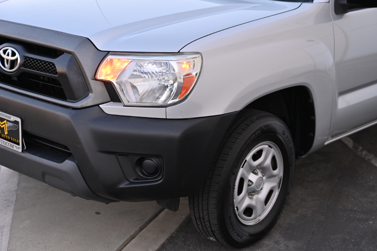 Toyota Tacoma  2013