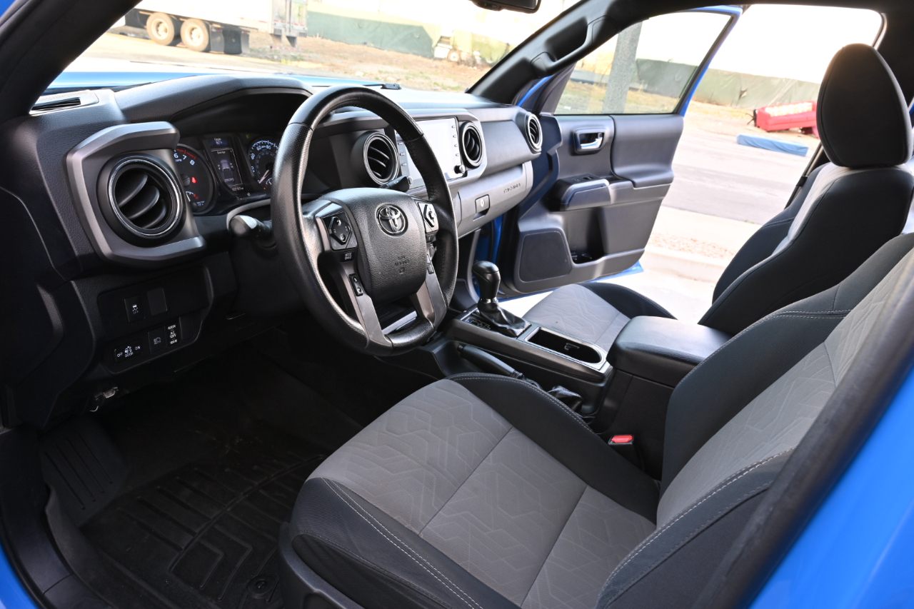 Toyota Tacoma 4WD  2020