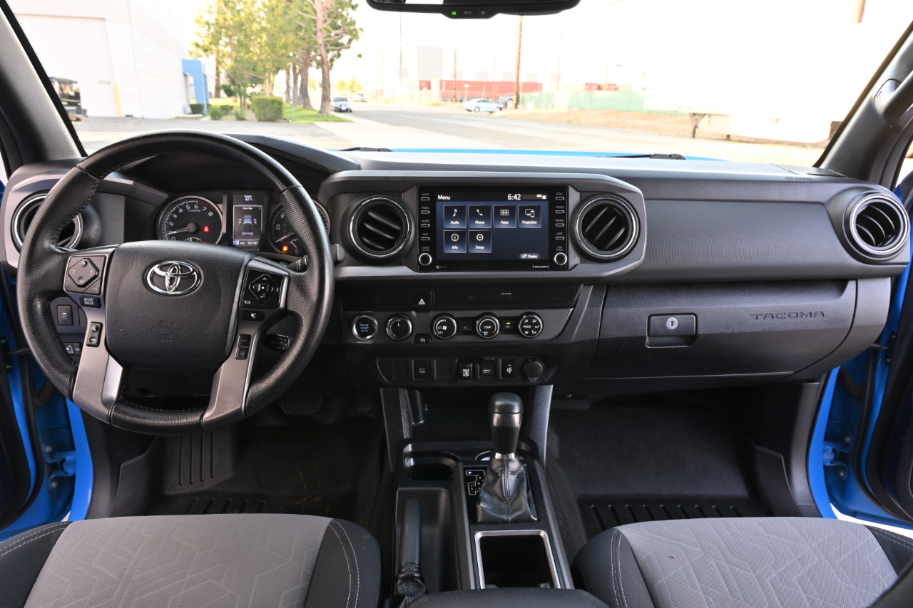 Toyota Tacoma 4WD  2020