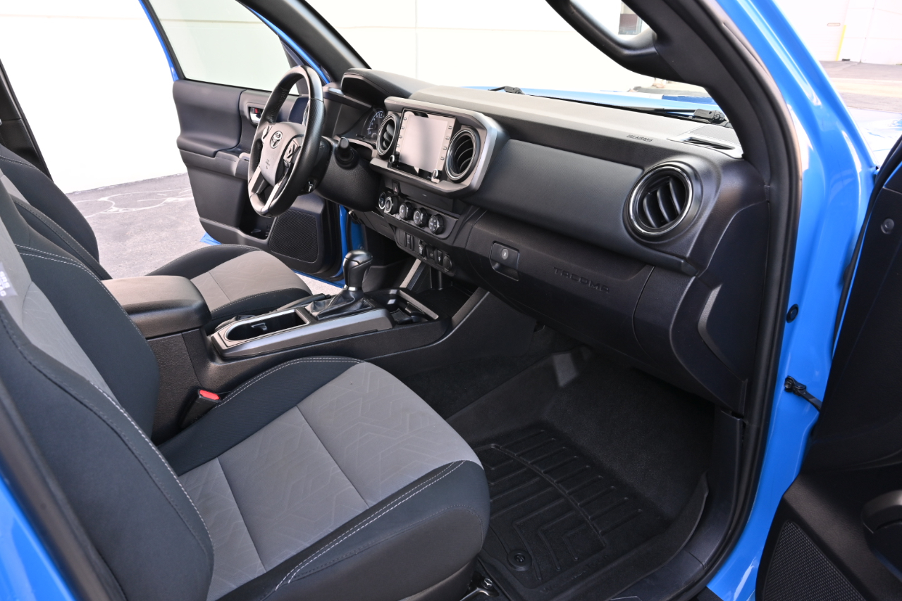 Toyota Tacoma 4WD  2020