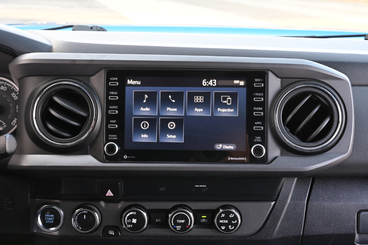 Toyota Tacoma 4WD  2020