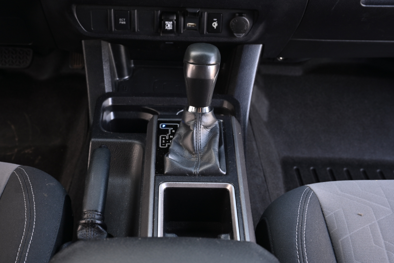 Toyota Tacoma 4WD  2020