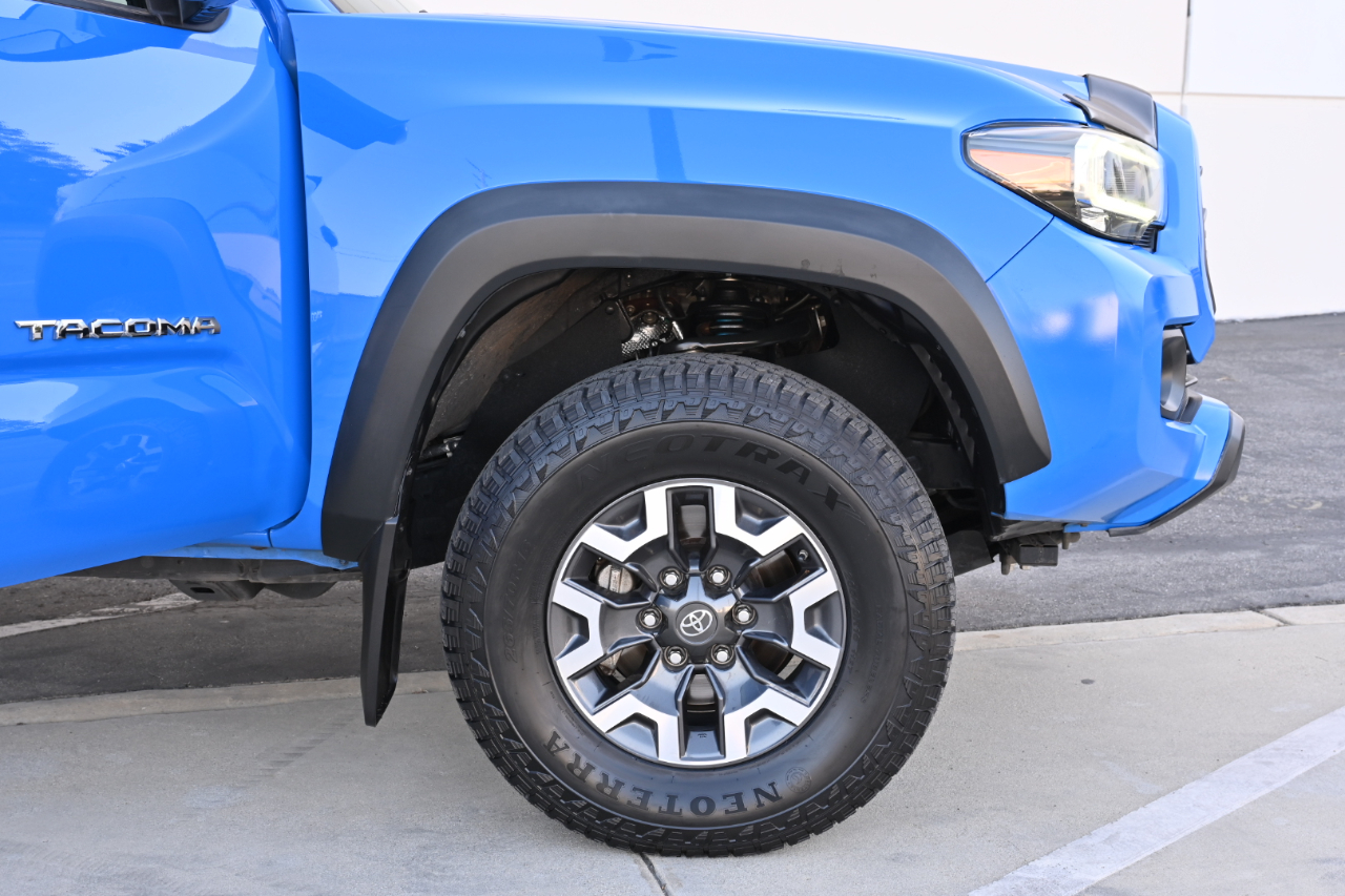 Toyota Tacoma 4WD  2020