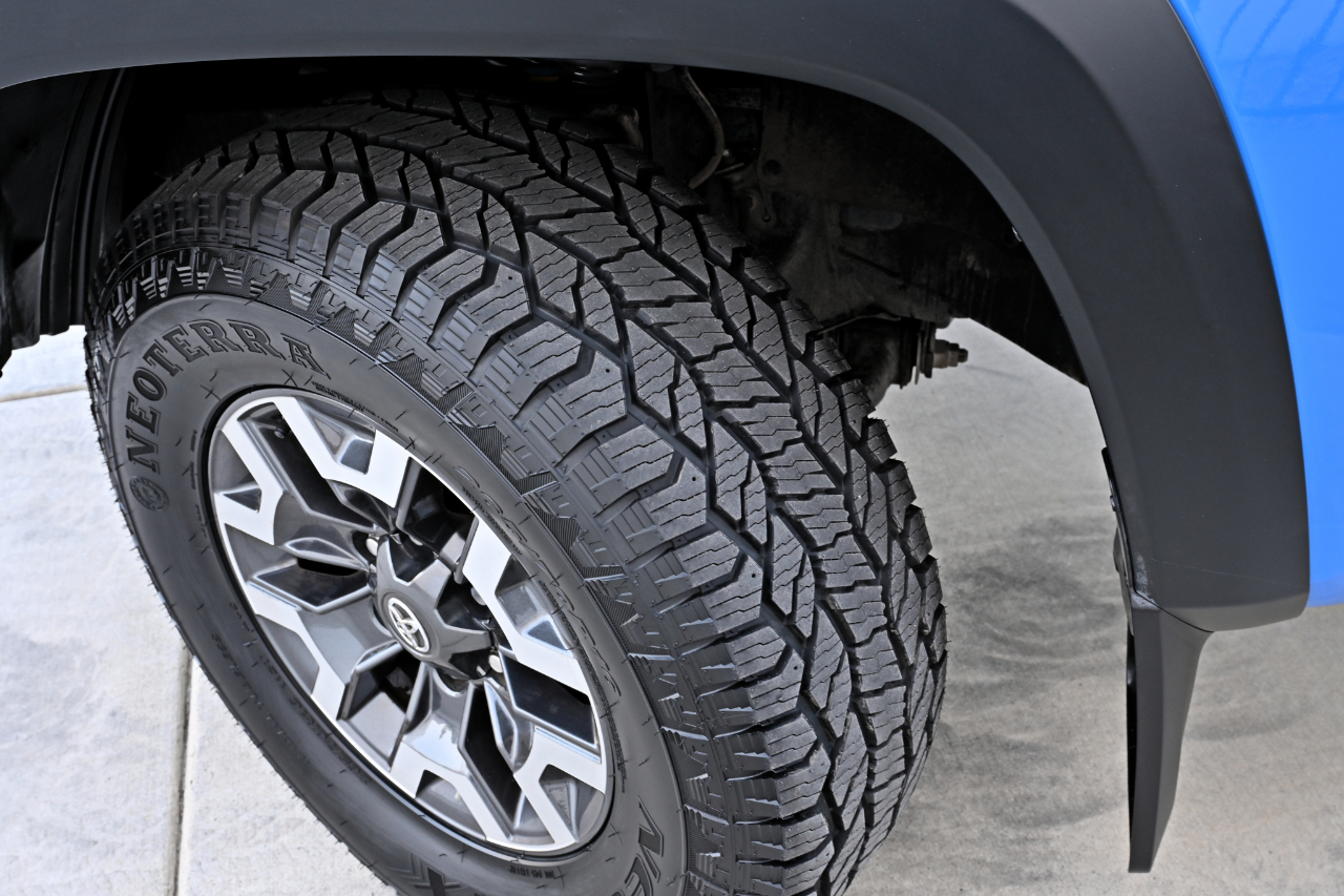 Toyota Tacoma 4WD  2020
