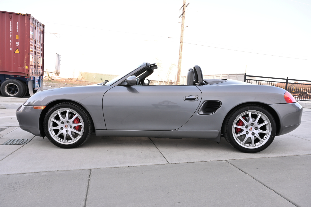 Porsche Boxster  2001