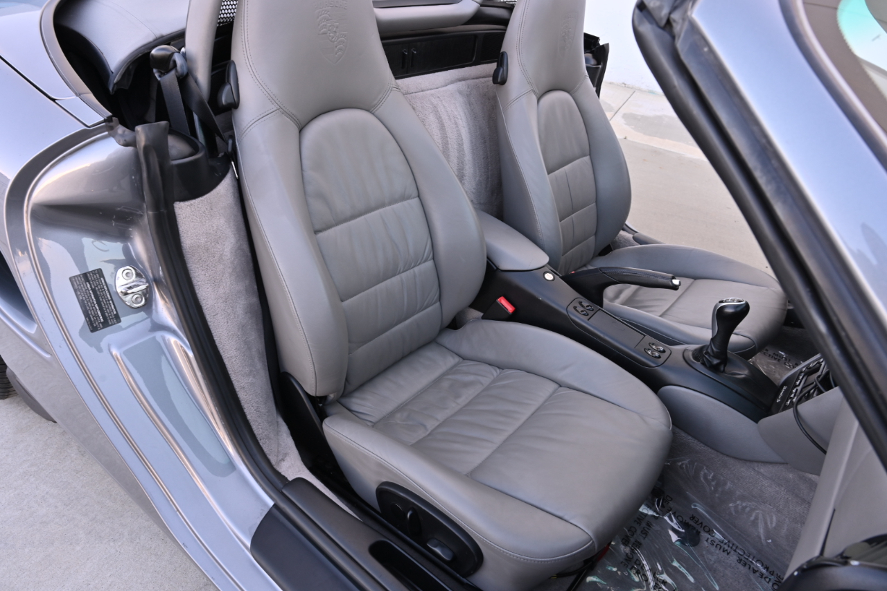 Porsche Boxster  2001