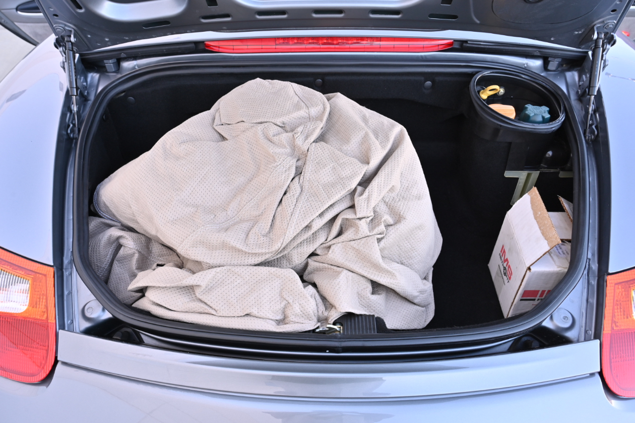 Porsche Boxster  2001
