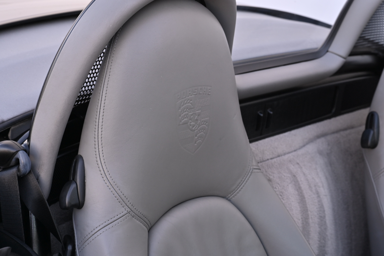 Porsche Boxster  2001