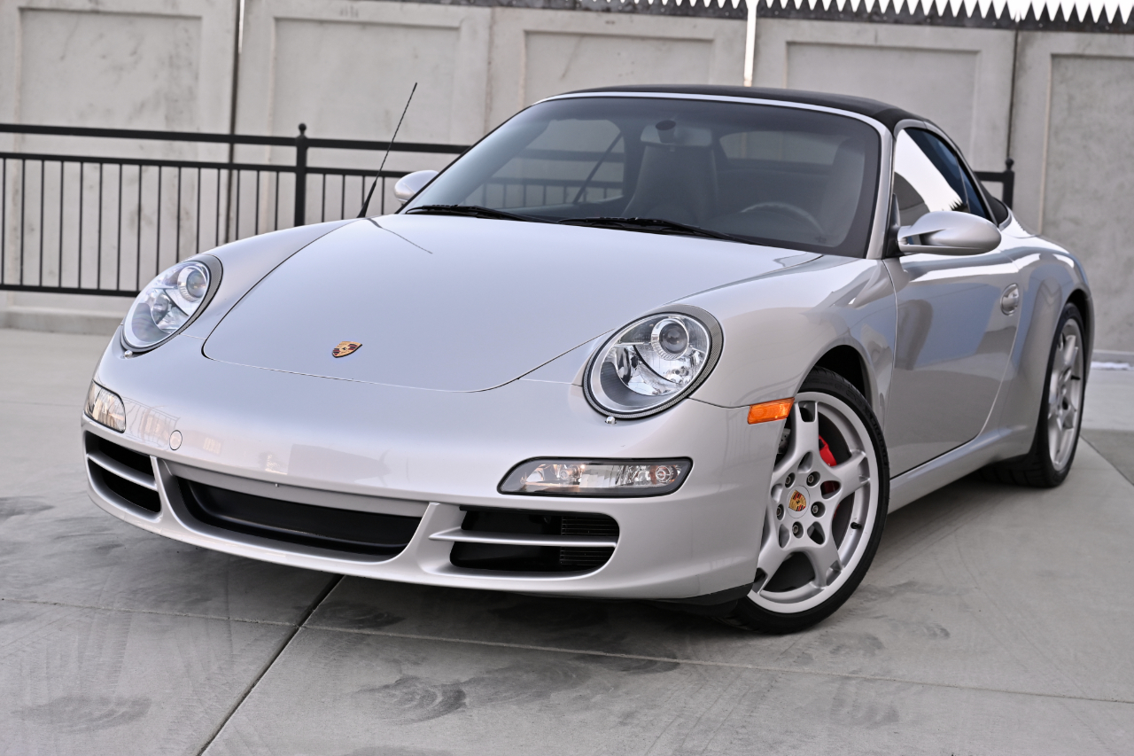Porsche 911  2005
