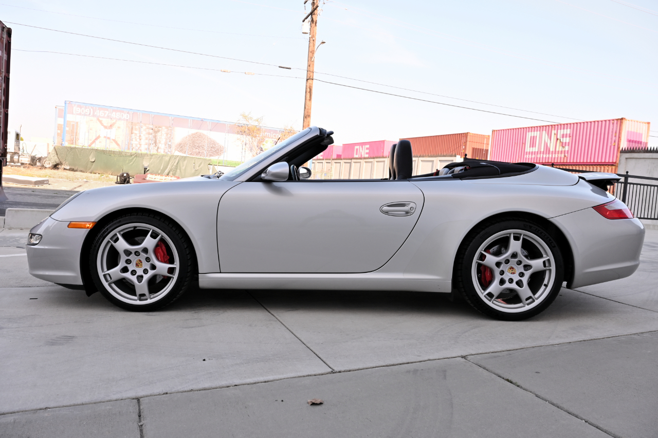 Porsche 911  2005