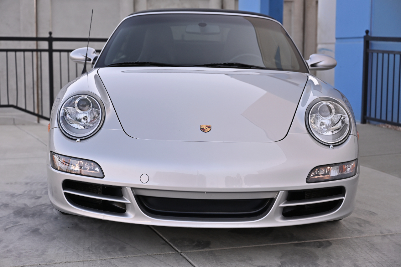 Porsche 911  2005