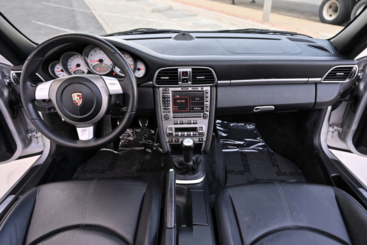 Porsche 911  2005