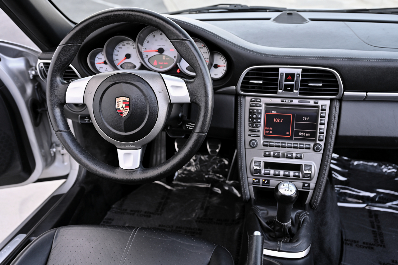Porsche 911  2005