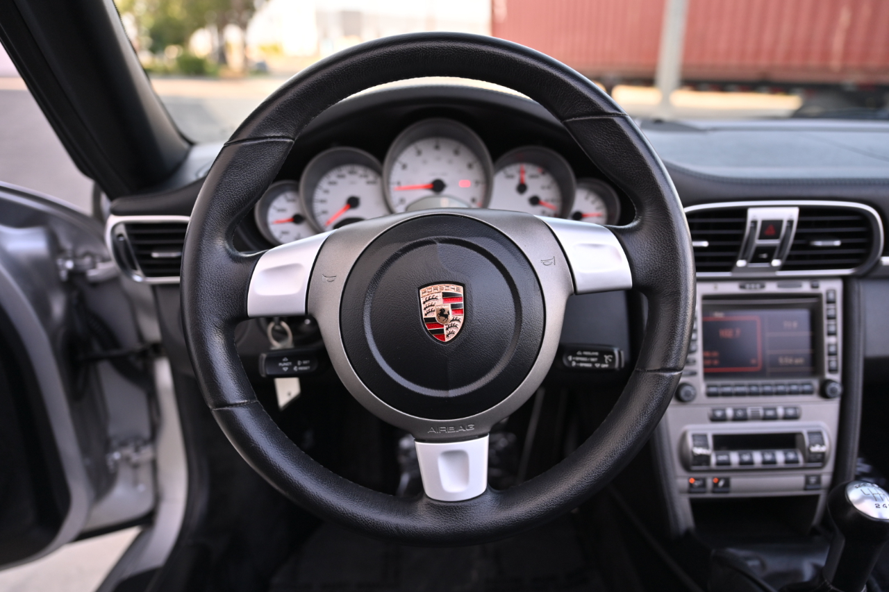 Porsche 911  2005