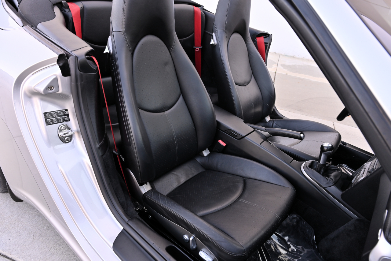 Porsche 911  2005