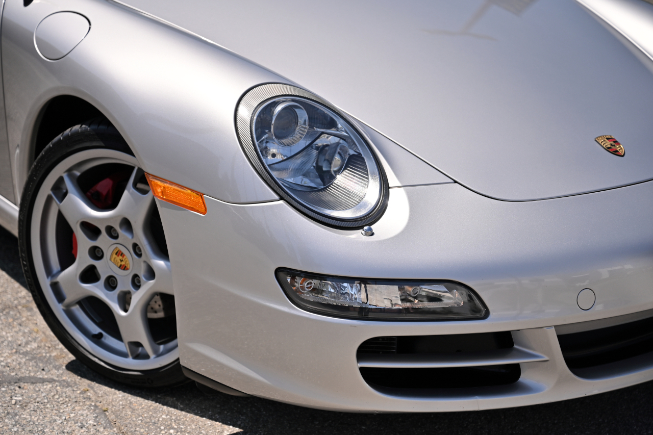 Porsche 911  2005