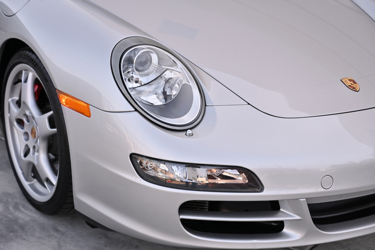 Porsche 911  2005