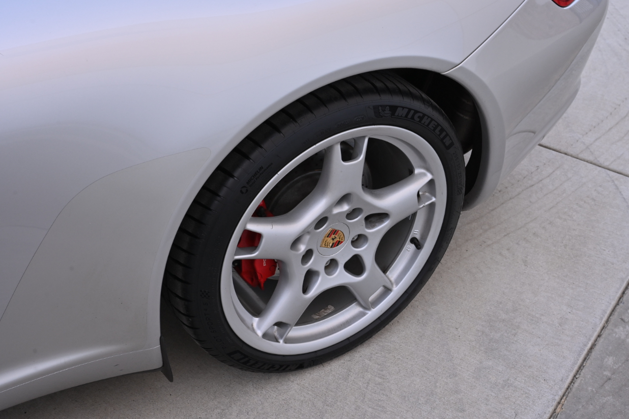Porsche 911  2005