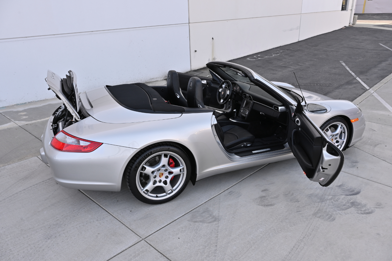 Porsche 911  2005
