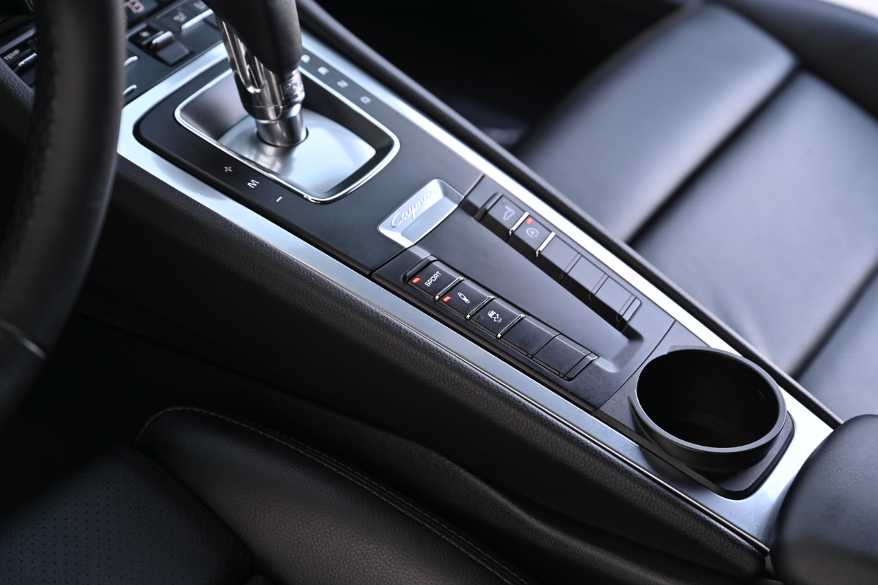 Porsche Cayman  2014