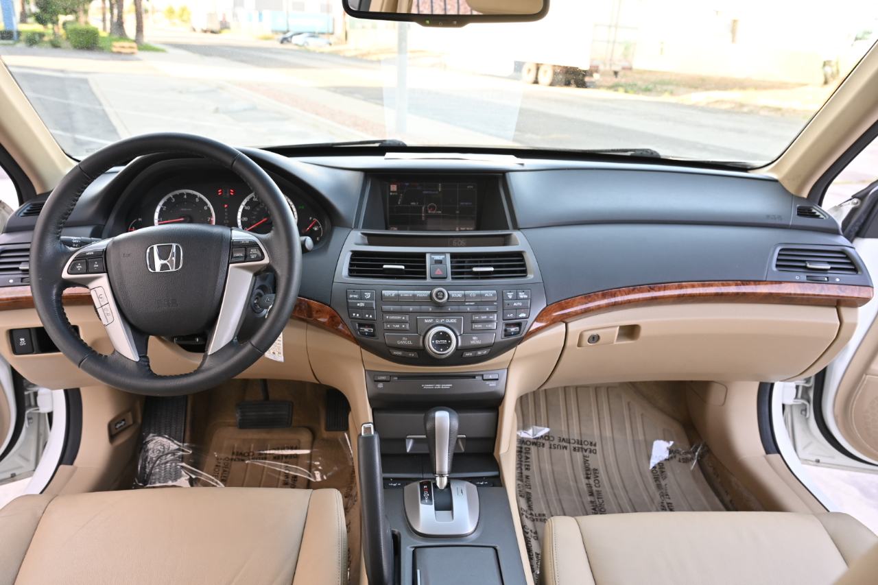 Honda Accord Sdn  2011