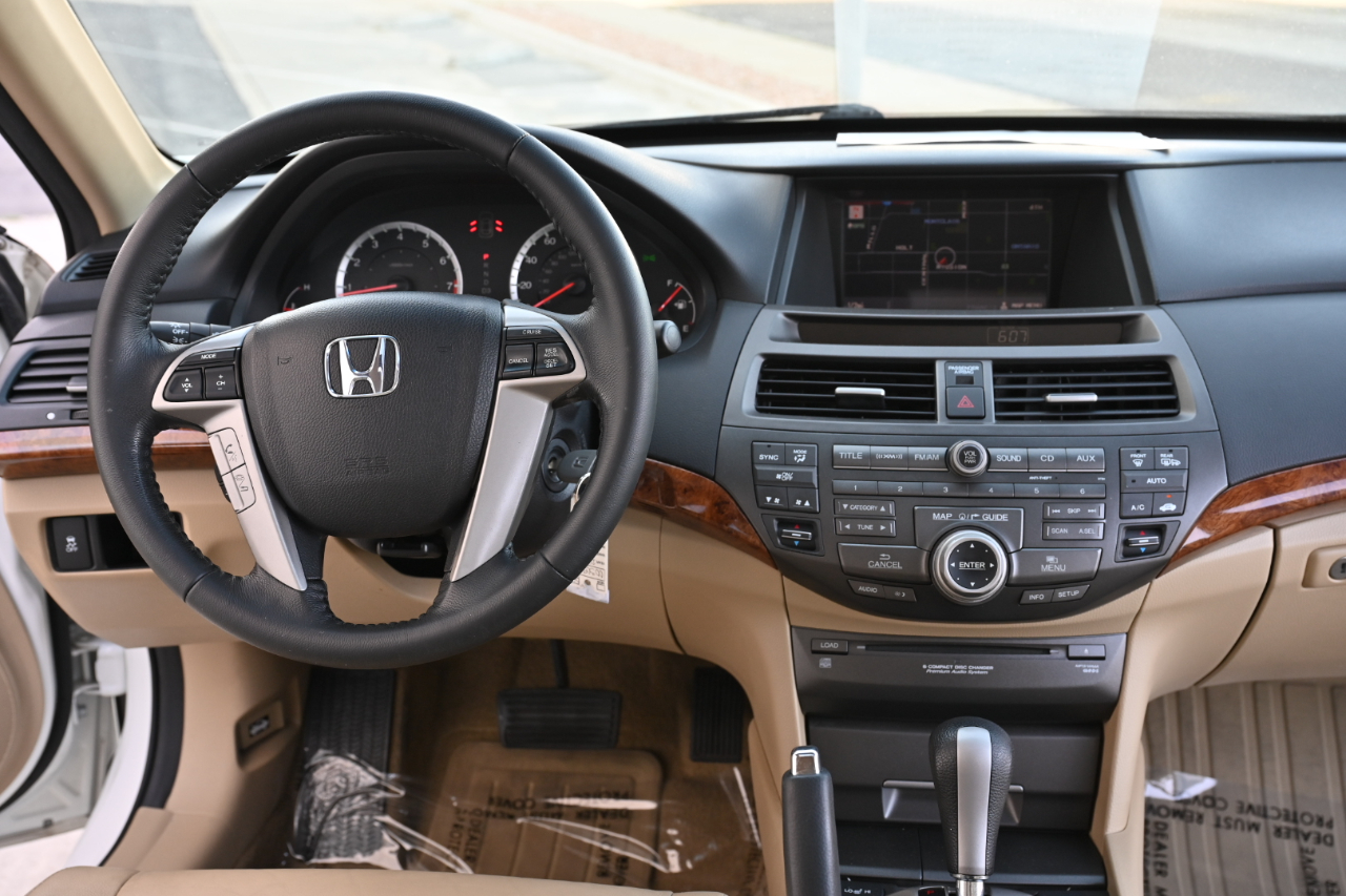 Honda Accord Sdn  2011