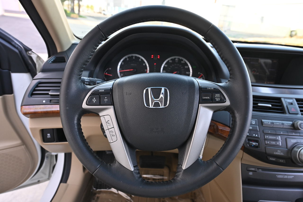 Honda Accord Sdn  2011