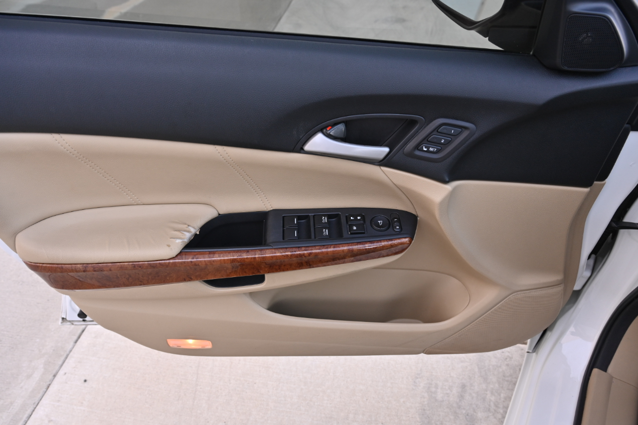 Honda Accord Sdn  2011