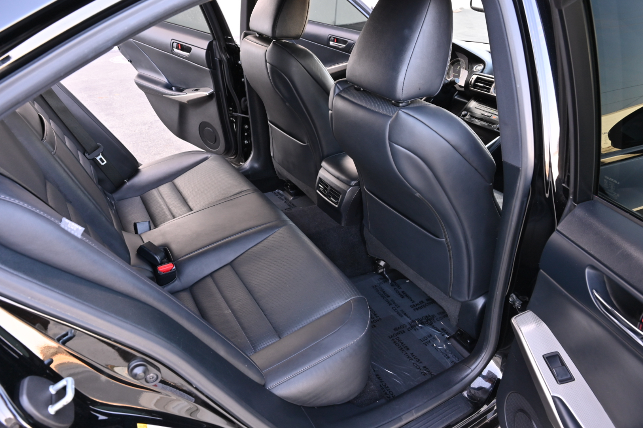 Lexus IS 350  2014