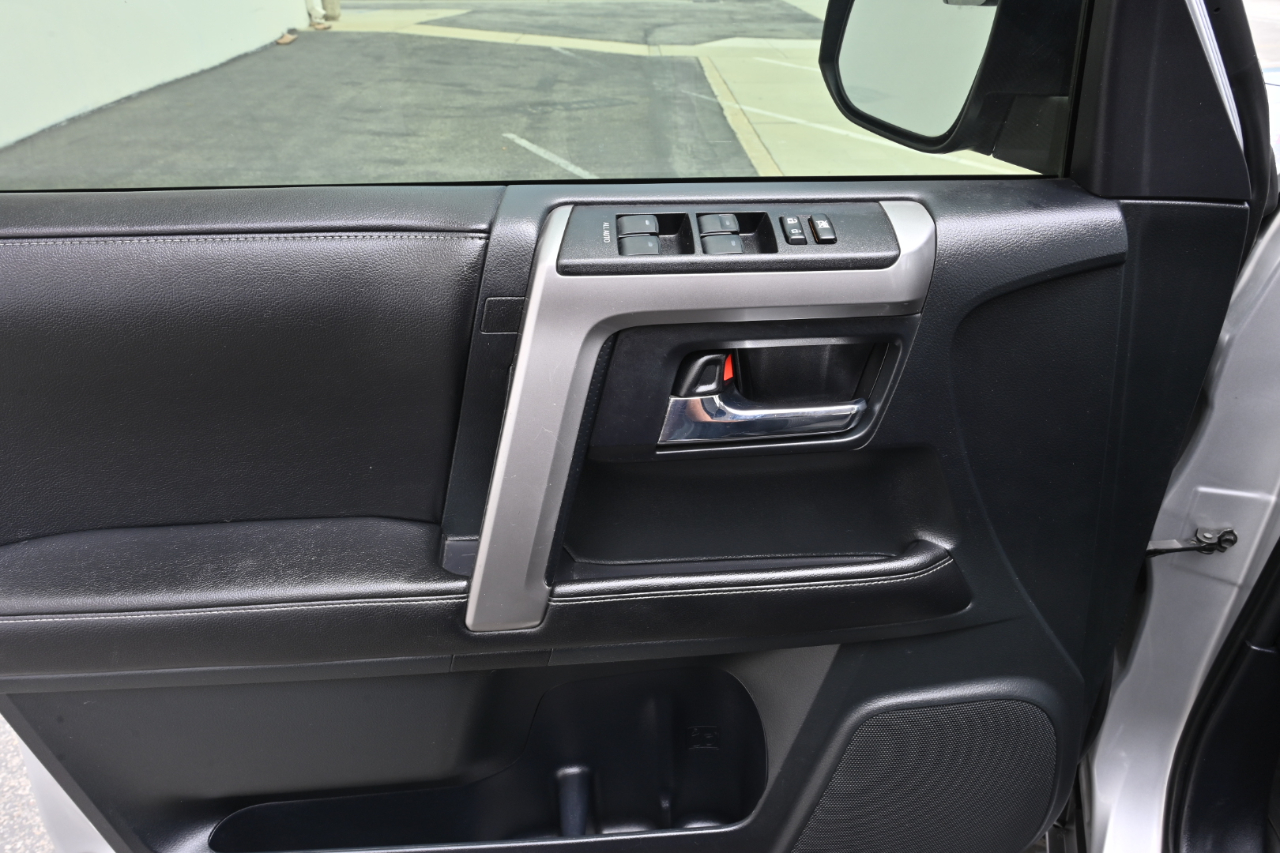 Toyota 4Runner  2015