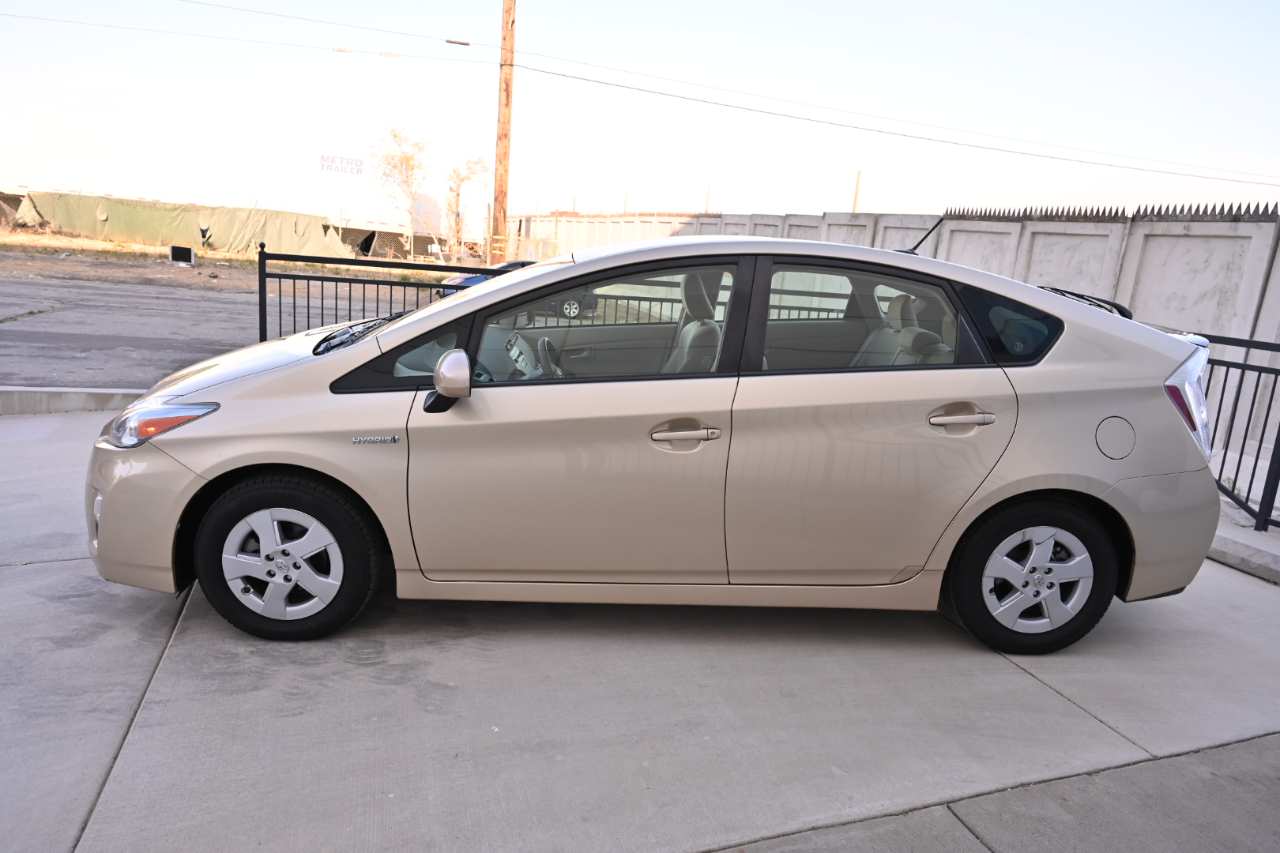 Toyota Prius  2011