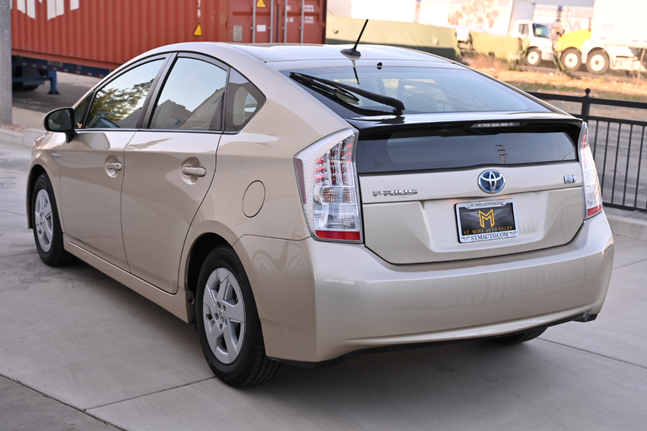 Toyota Prius  2011