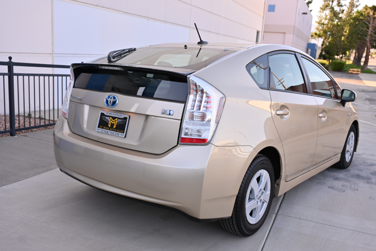 Toyota Prius  2011