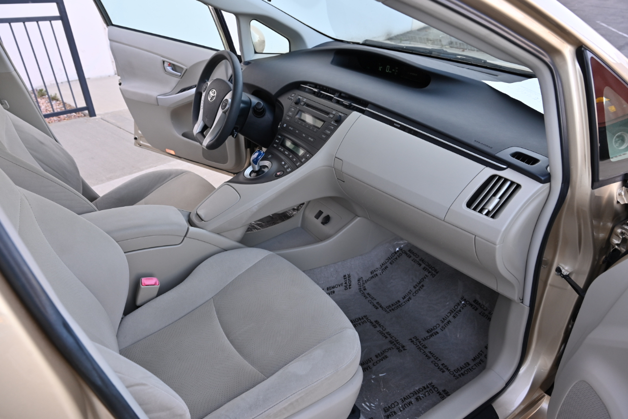 Toyota Prius  2011