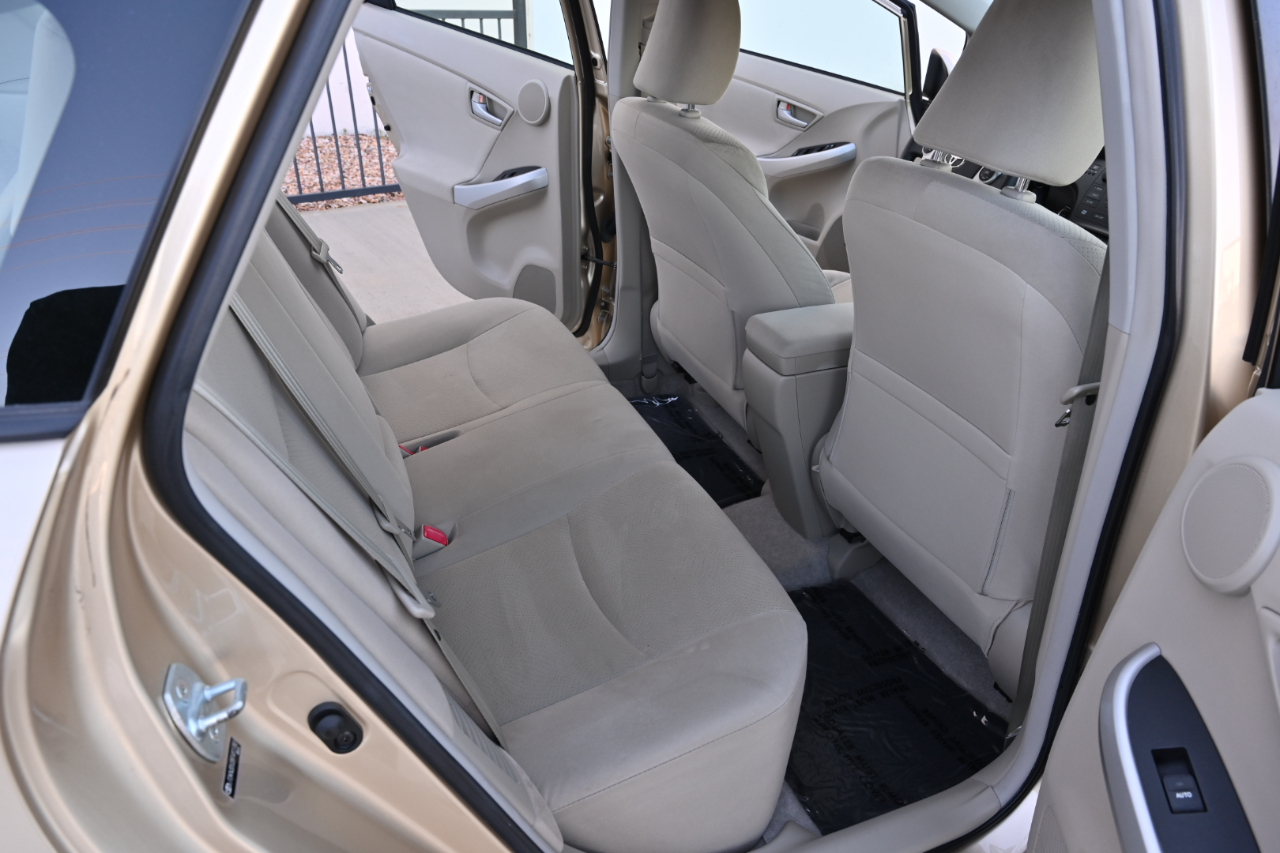 Toyota Prius  2011
