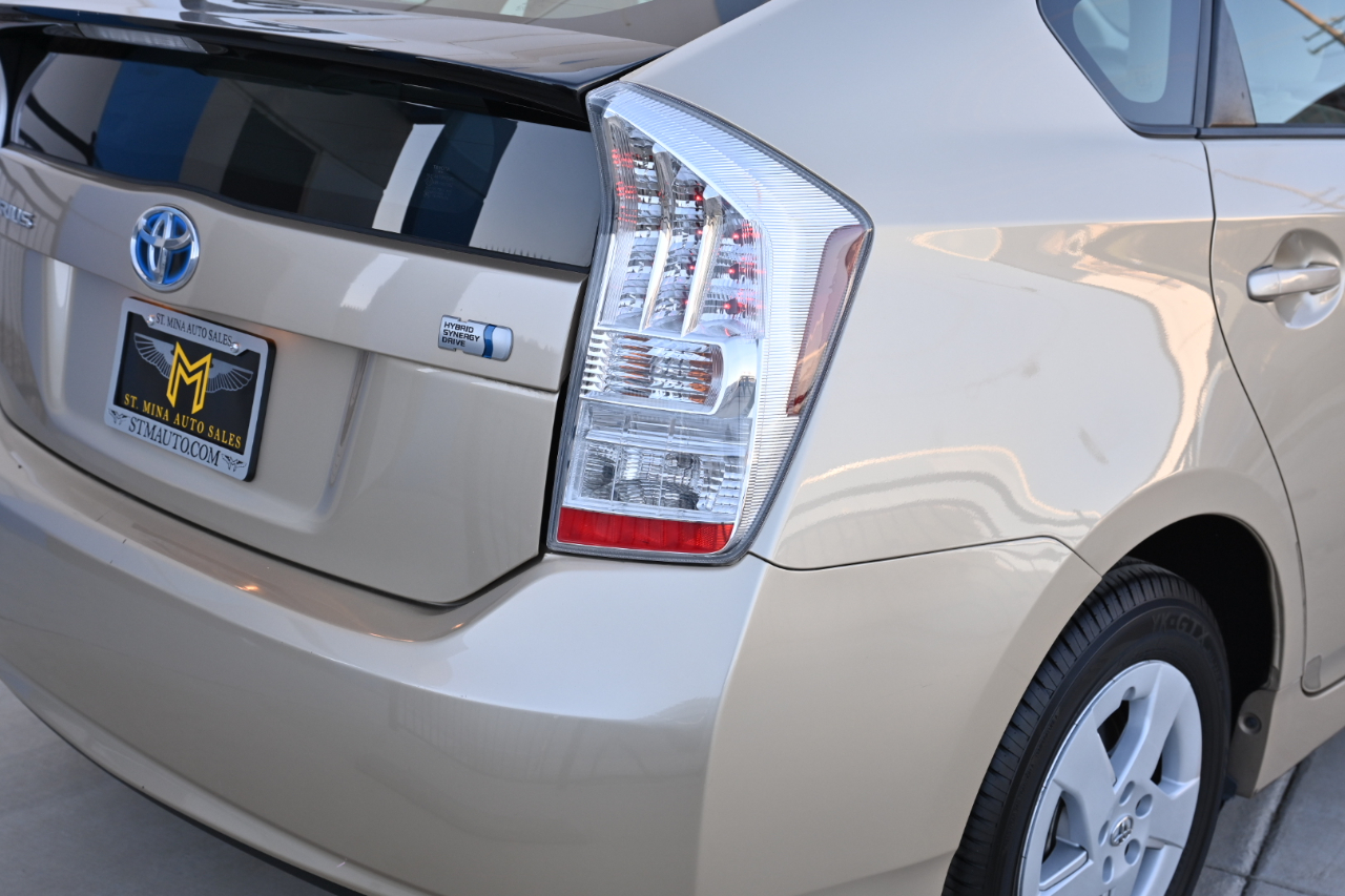Toyota Prius  2011