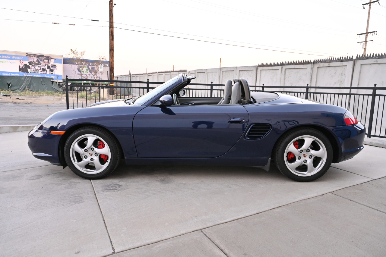 Porsche Boxster  2003
